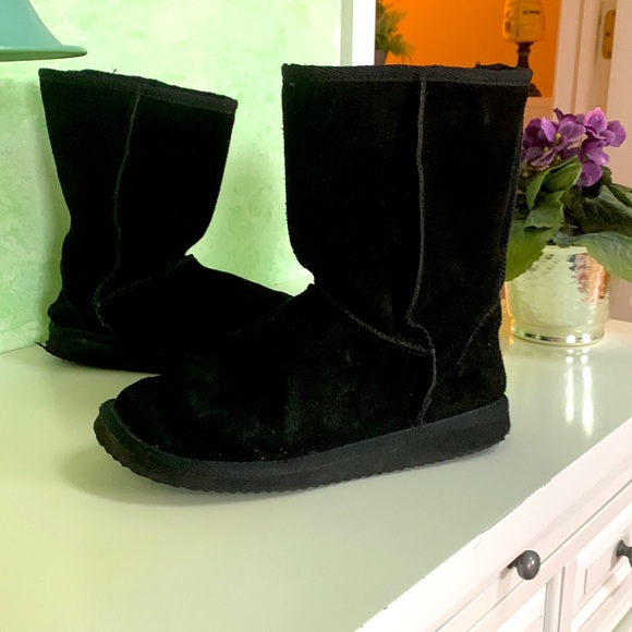 Black suede winter boots. 7M - Picture 1 of 5